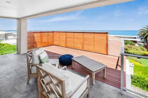 Karibu Beach Retreat, Panoramic Sea Views, 4 Bdrms