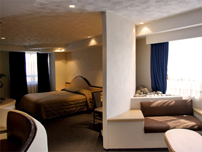Porto Novo Hotel & Suites