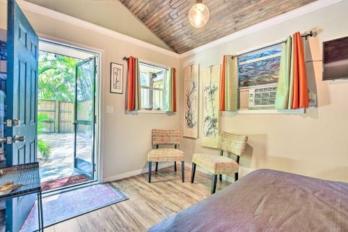 Oasis With 2 Stand-alone Casitas And Outdoor Bath