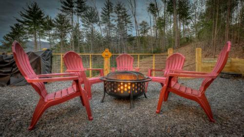 Honey Bear Lodge By Escape To Blue Ridge