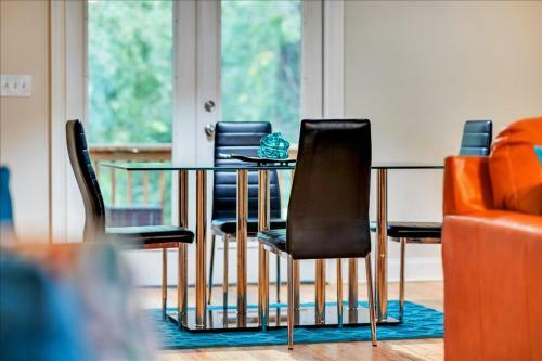 Private Room-charming Home Mins From Atlanta's Attractions