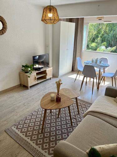 Apartamento Joli Studio � 2 Minutes � Pied De La Plage