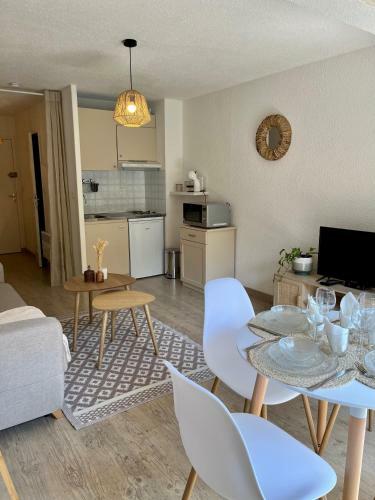 Apartamento Joli Studio � 2 Minutes � Pied De La Plage