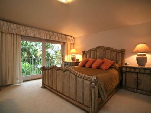Villa Allanna - Kahala Luxury Estate