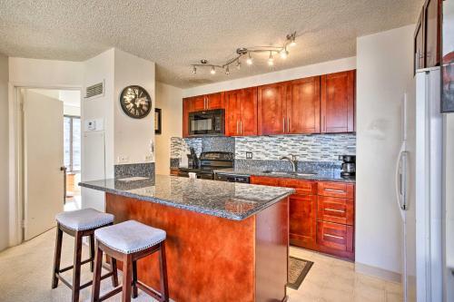 Apartamento Bright Condo About 3 Mi To Downtown Honolulu!