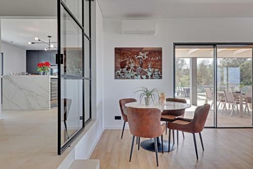 Cozy Luxury Big Pool Villa & Childrens Zoo