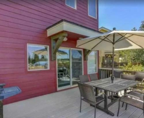 The Red Cottage By Casago Mccall - Donerightmanagement