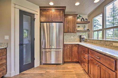 Warm Mccall Cabin With Community Amenity Access