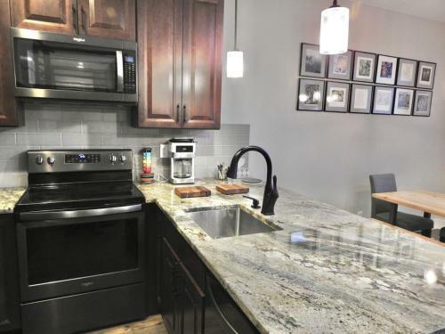 Ohana Home By Casago Mccall - Donerightmanagement