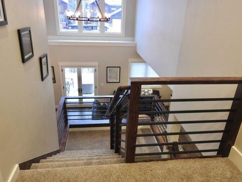 Ohana Home By Casago Mccall - Donerightmanagement