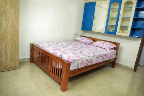 Lovely 2-bedroom Apartment In Thiruvalla