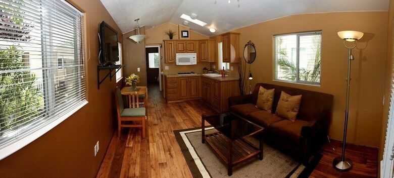 Lodge Arden Acres Executive Suites & Cottages