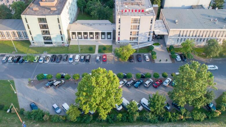 Laterum Konferencia �s Wellness Hotel