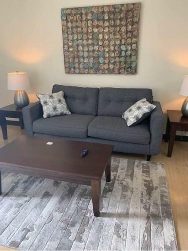 Apartamento Huge, Modern 1bdrm Near Downtown Des Moines