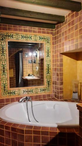Maison Situ�e Entre N�mes, Uzes Et Ales