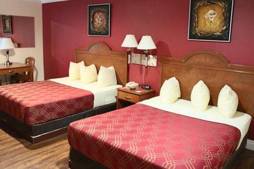 Hotel Econolodge Inn & Suites - Pembroke