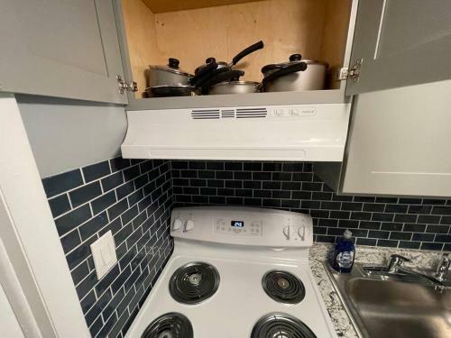 Affordable One Bedroom Apartment (13) Sleeps 4