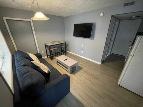 Affordable One Bedroom Apartment (13) Sleeps 4