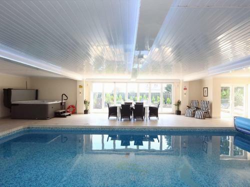 Torbay Rise Sea Side Villa With Family Facilities