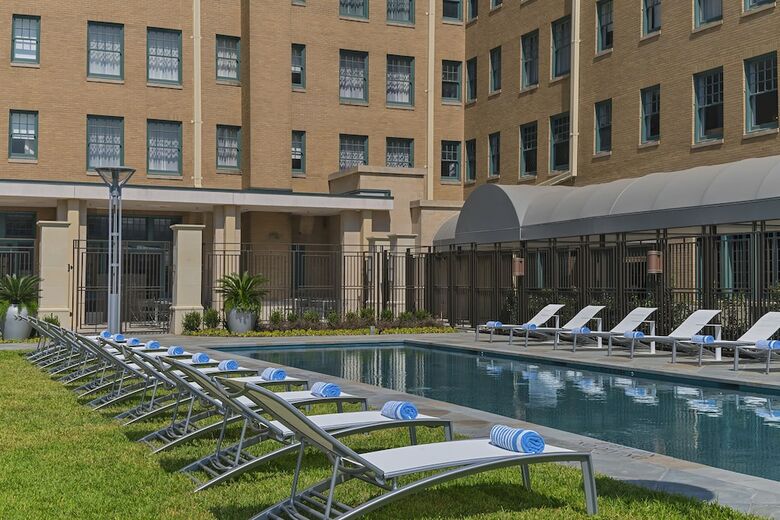 Hotel Le Meridien Dallas, The Stoneleigh