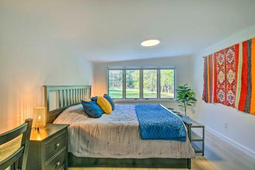 Modern Monticello Home With Hot Tub And Pond