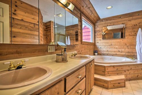 Decked-out Home Pool, Fire Pit And Game Room!