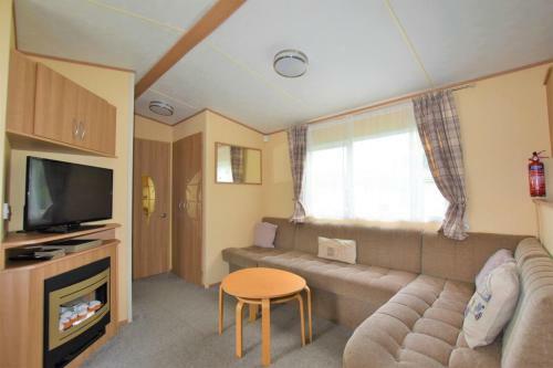 15 Solent Village, Thorness Bay Holiday Park