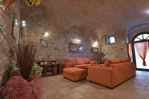 Villa Casa Vacanze La Grotta Di Montecastelli