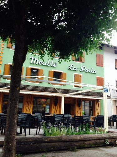 Hotel Meubl� La Perla