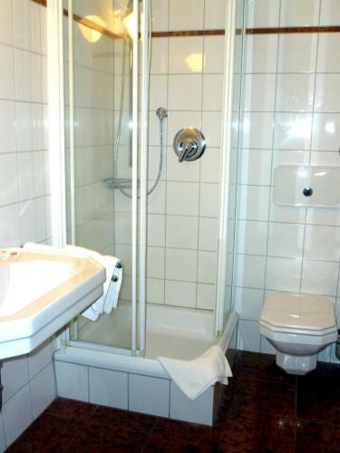 Hostal Caf� Restaurant Hotel Johannisberg