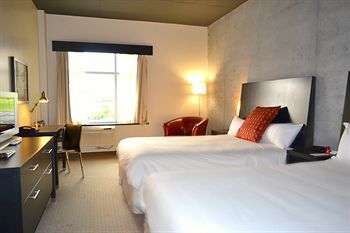 Grand Times Hotel Aeroport De Quebec
