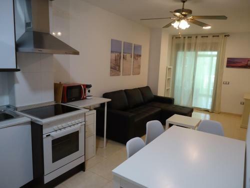 Apartamentos Turisticos Roquetas Golf Y Playa