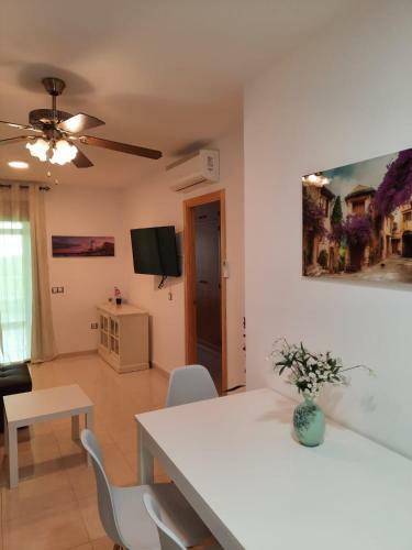 Apartamentos Turisticos Roquetas Golf Y Playa