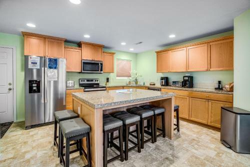 Rjd Beachside Vacation Home A
