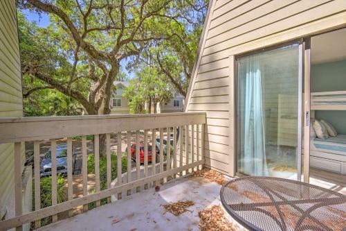 Apartamento Bright Resort Condo With Golf Course And Pool!