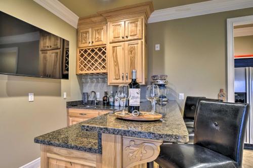 Luxe Home With Boat Dock, Tims Ford Lake Views!