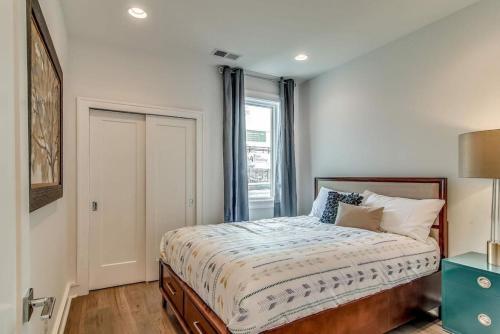4 Connecting Condos - Sleeps 32 To 36 - Firepits - Garages - Rooftops Decks - Great Views - Security