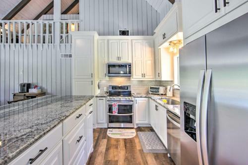 Brookeland Resort Cabin With Golf And Lake Access