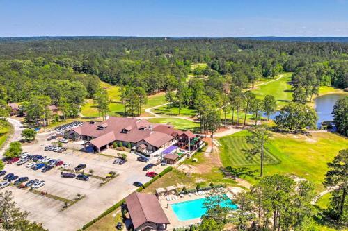 Brookeland Resort Cabin With Golf And Lake Access
