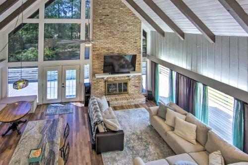 Brookeland Resort Cabin With Golf And Lake Access