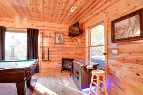 Sleepy Willow Cabin