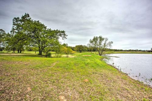 Emory Escape With Pond Access Less Than 13 Mi To Lake!