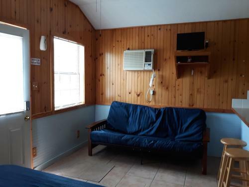 Harmon Creek Marina And Campground Cozy Cottage A