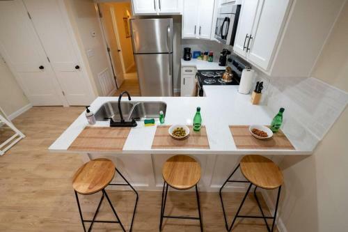 Apartamento Comfortable Condo With Fast Wifi & Free Parking