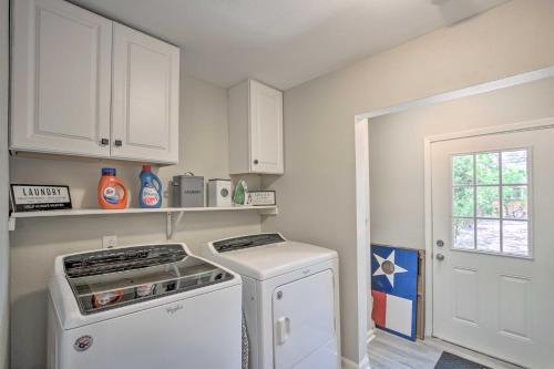 Charming San Antonio Home Less Than 4 Mi To Downtown!