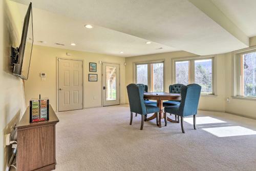 Pet-friendly Bentonville Cabin With Mtn Views!