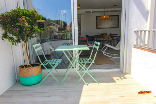 Sublime Maison Avec Terrasse � 2mn Du Port !