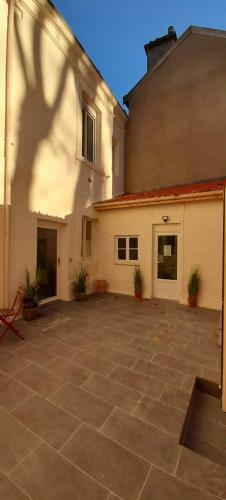 Apartamento Suite Brut Imperial Ch - Reims Centre Ville
