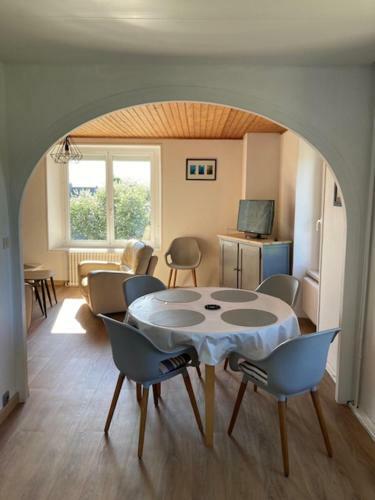 Apartamento Roscanvel: Duplex Dans Maison Vue Mer