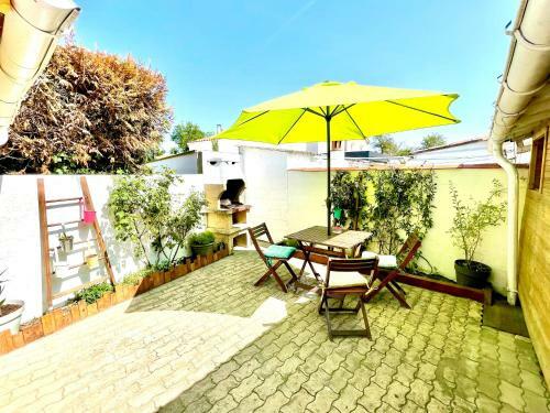 Charmante Maison Ind�pendante (800m De La Plage)